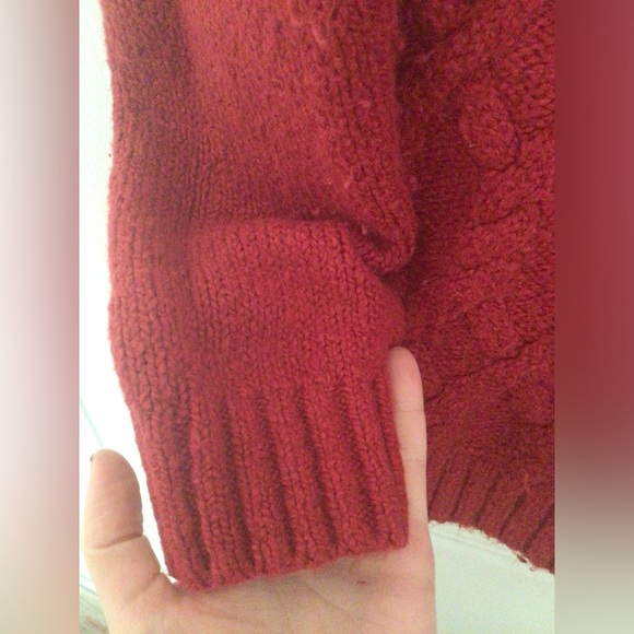 Tommy Hilfiger Woven Red Chunky Crewneck Sweater - Picture 2 of 6